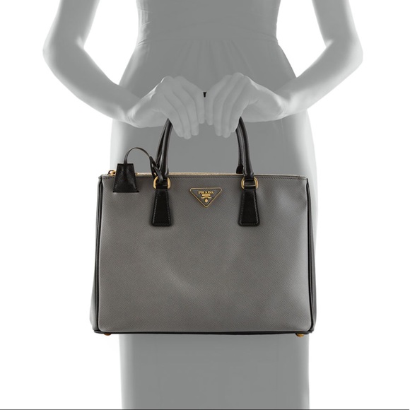 Prada Saffiano Lux Bicolor Double-Zip Tote - Picture 3 of 4
